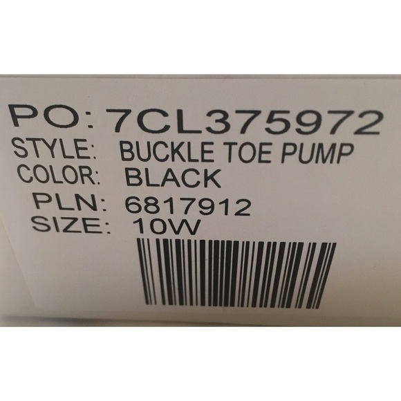 Monroe and Main Black Heel Buckle Toe Pump - Picture 6 of 6